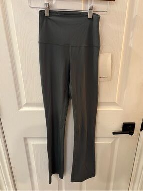 lululemon athletica Women's High-Rise Ribbed Flare Leggings — olive green